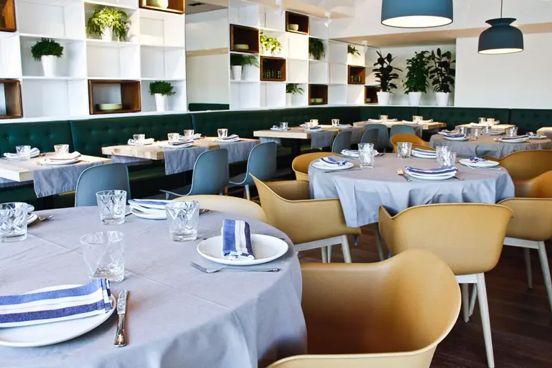 Sala luminosa y moderna del Restaurante Orgaz Madrid