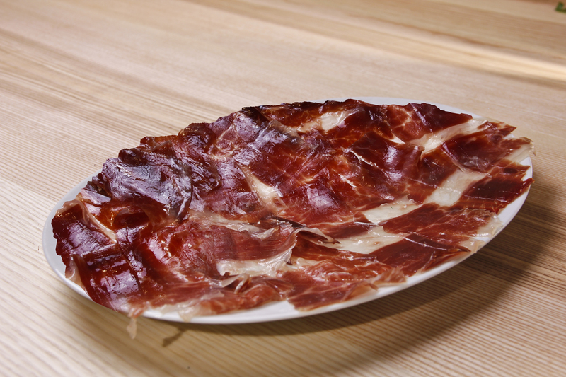 donde comer buen jamon en Madrid